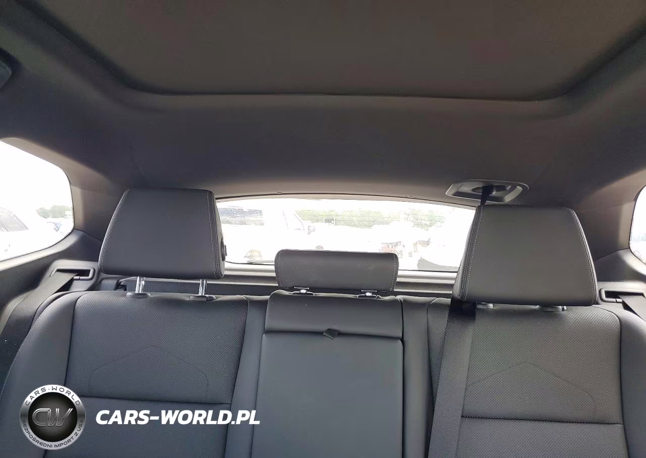 2023 BMW X1 xDrive28I VIN:WBX73EF00P5W15142 - 10