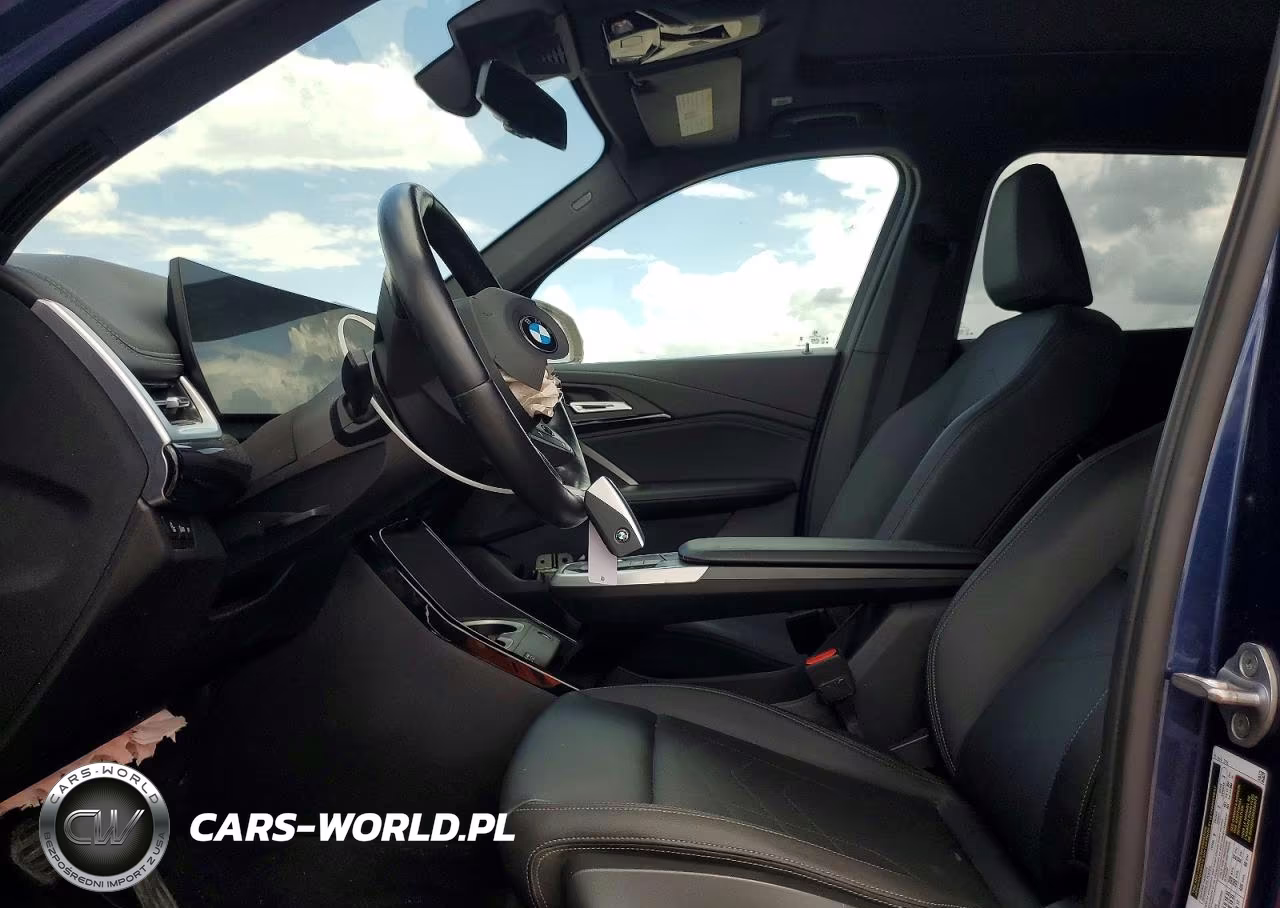 2023 BMW X1 xDrive28I VIN:WBX73EF00P5W15142 - 7