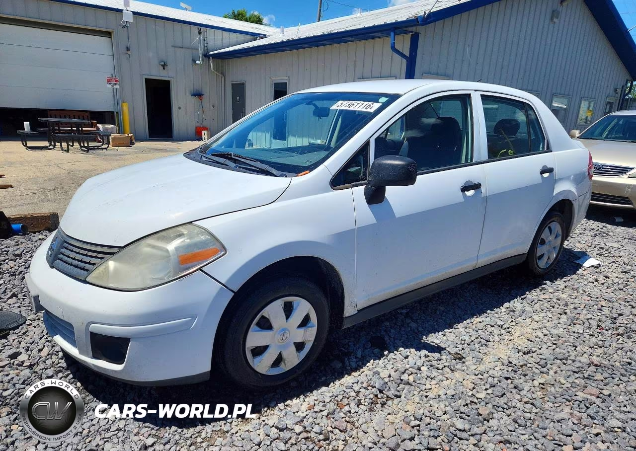 2009 Nissan Versa 1.6 Base