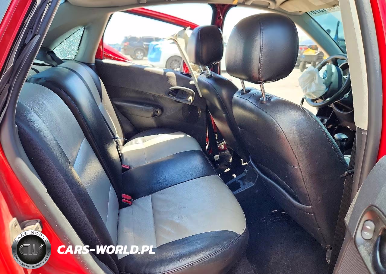 2007 Ford Focus Zx4-S-Se-Ses VIN:1FAFP34N07W357513 - 10