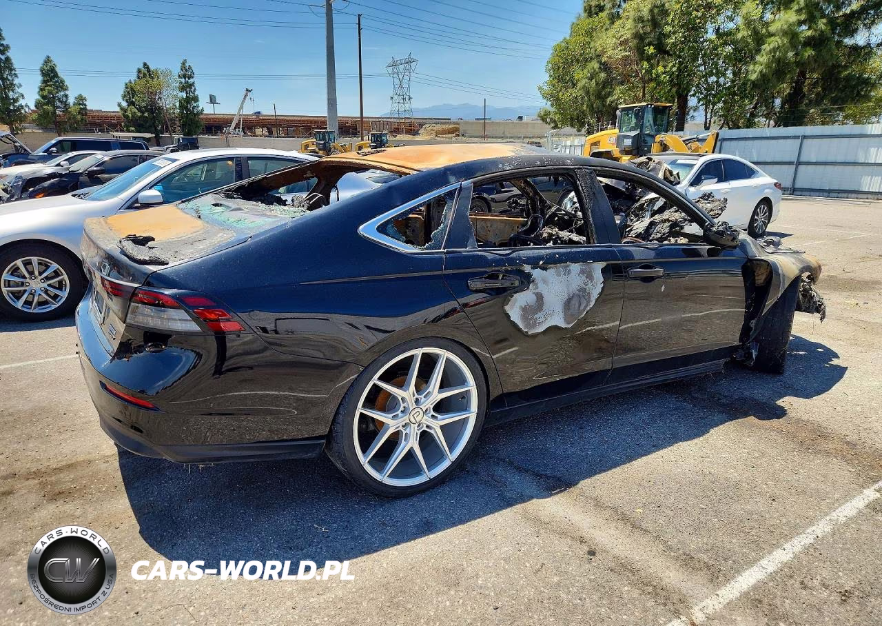 2023 Honda Accord Hybrid Sport VIN:1HGCY2F58PA057976 - 3