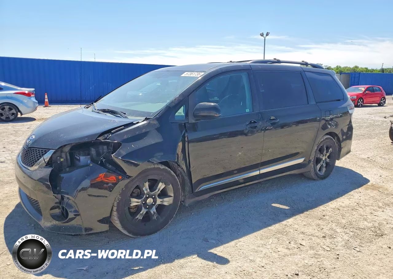 2012 Toyota Sienna Sport