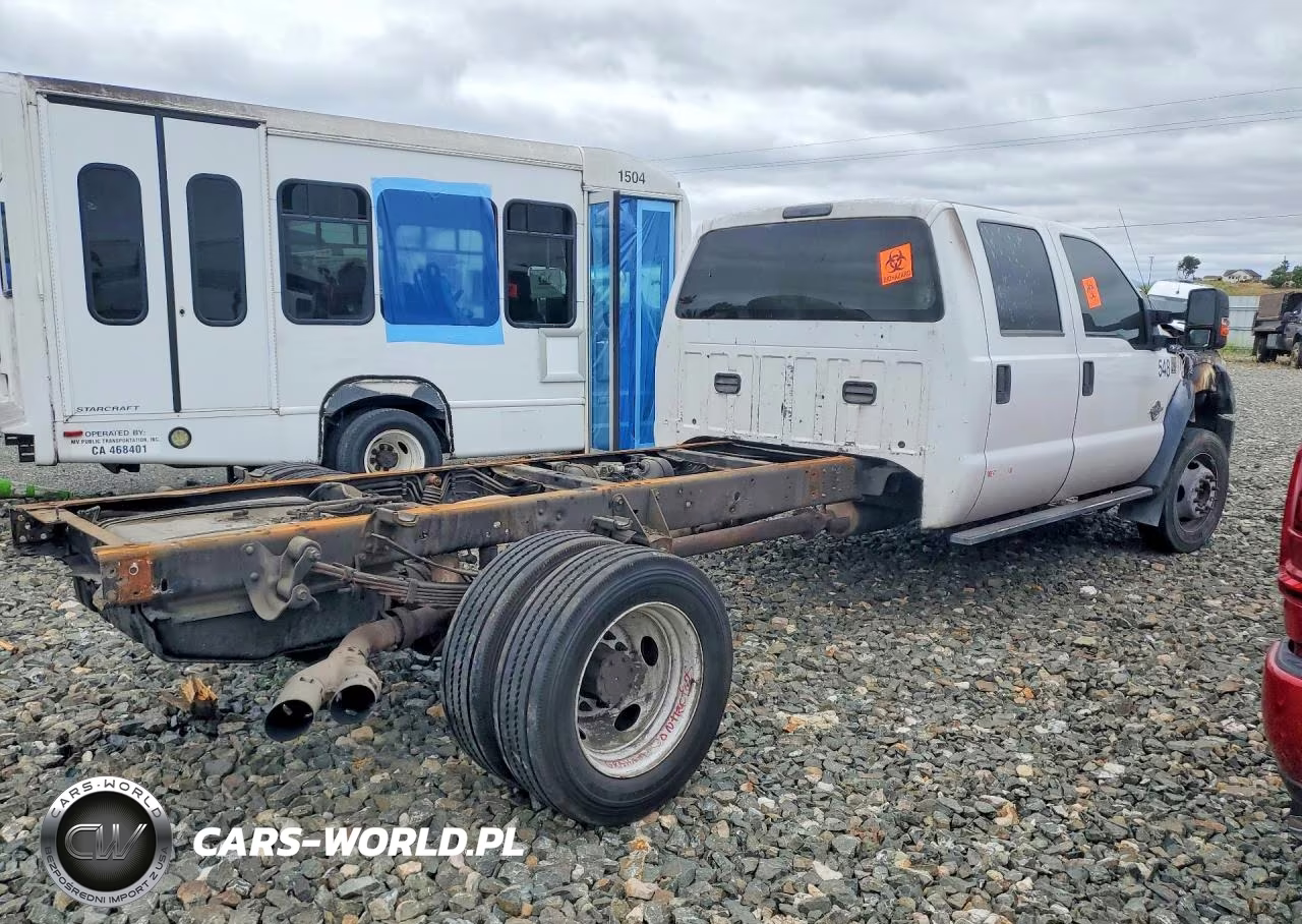 2015 Ford F550 Super Duty VIN:1FD0W5HT3FED29390 - 3