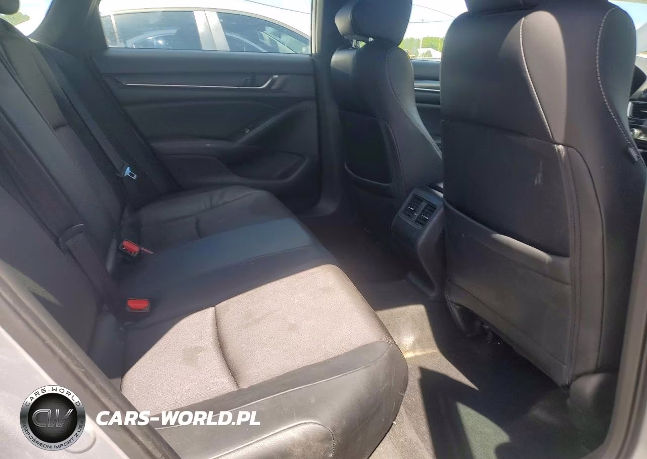 2018 Honda Accord Sport VIN:1HGCV2E3XJA047126 - 10