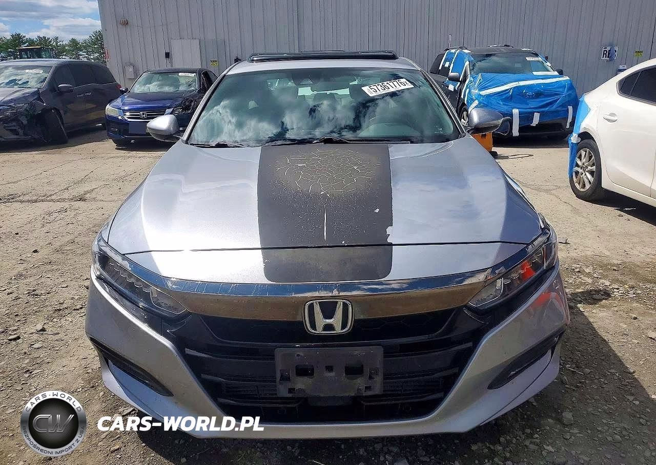 2018 Honda Accord Sport VIN:1HGCV2E3XJA047126 - 5
