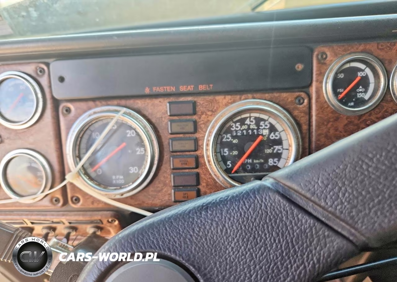 2007 Freightliner Conventional Classic 120 VIN:1FVHF6CK97DY99661 - 8