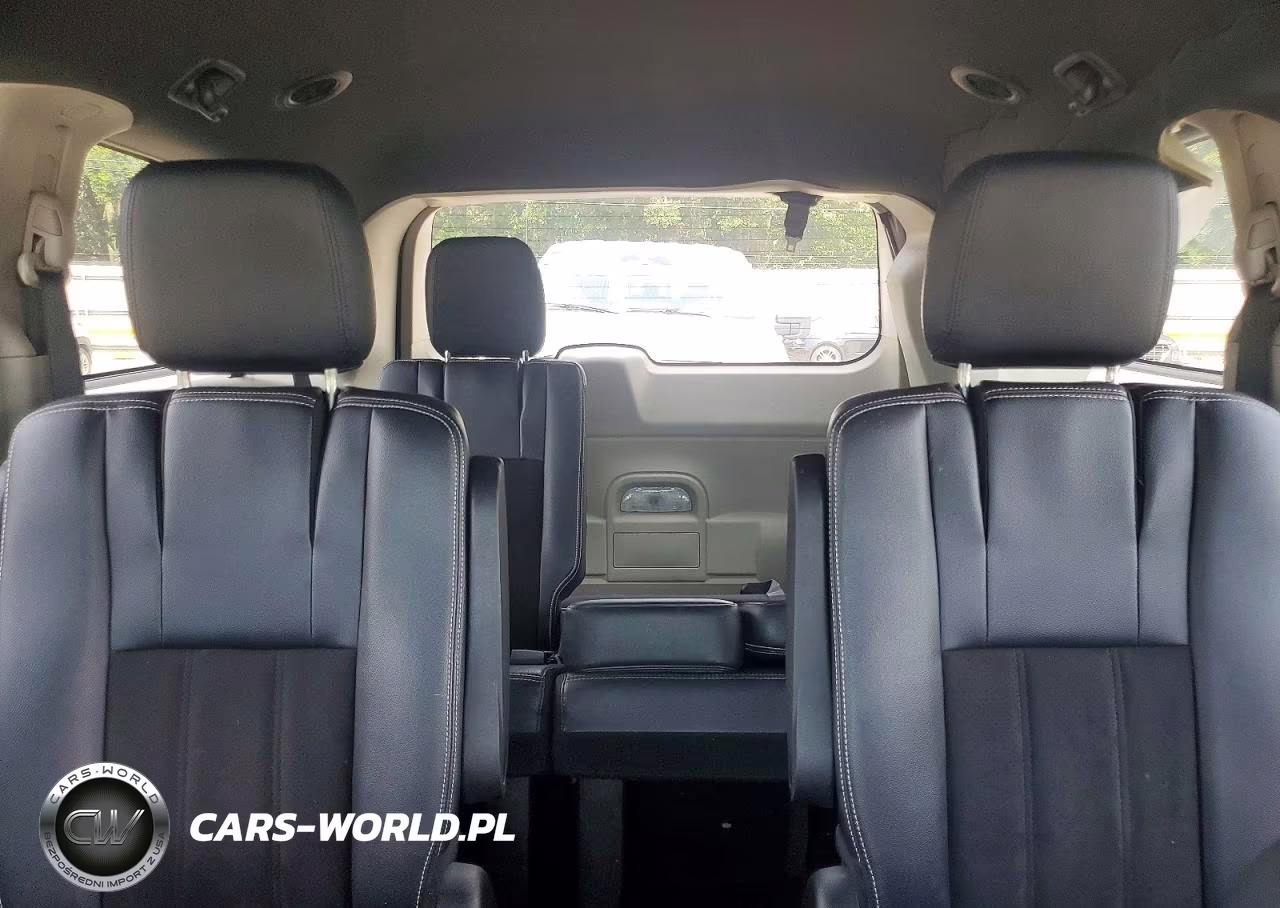 2019 Dodge Grand Caravan Sxt VIN:2C4RDGCG5KR563390 - 10
