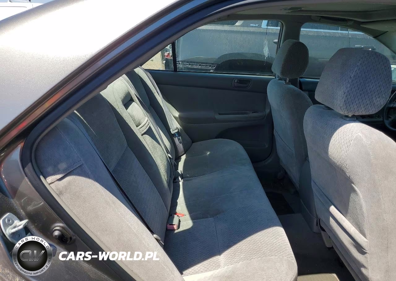 2002 Toyota Camry Le V6 VIN:4T1BF32KX2U519376 - 10