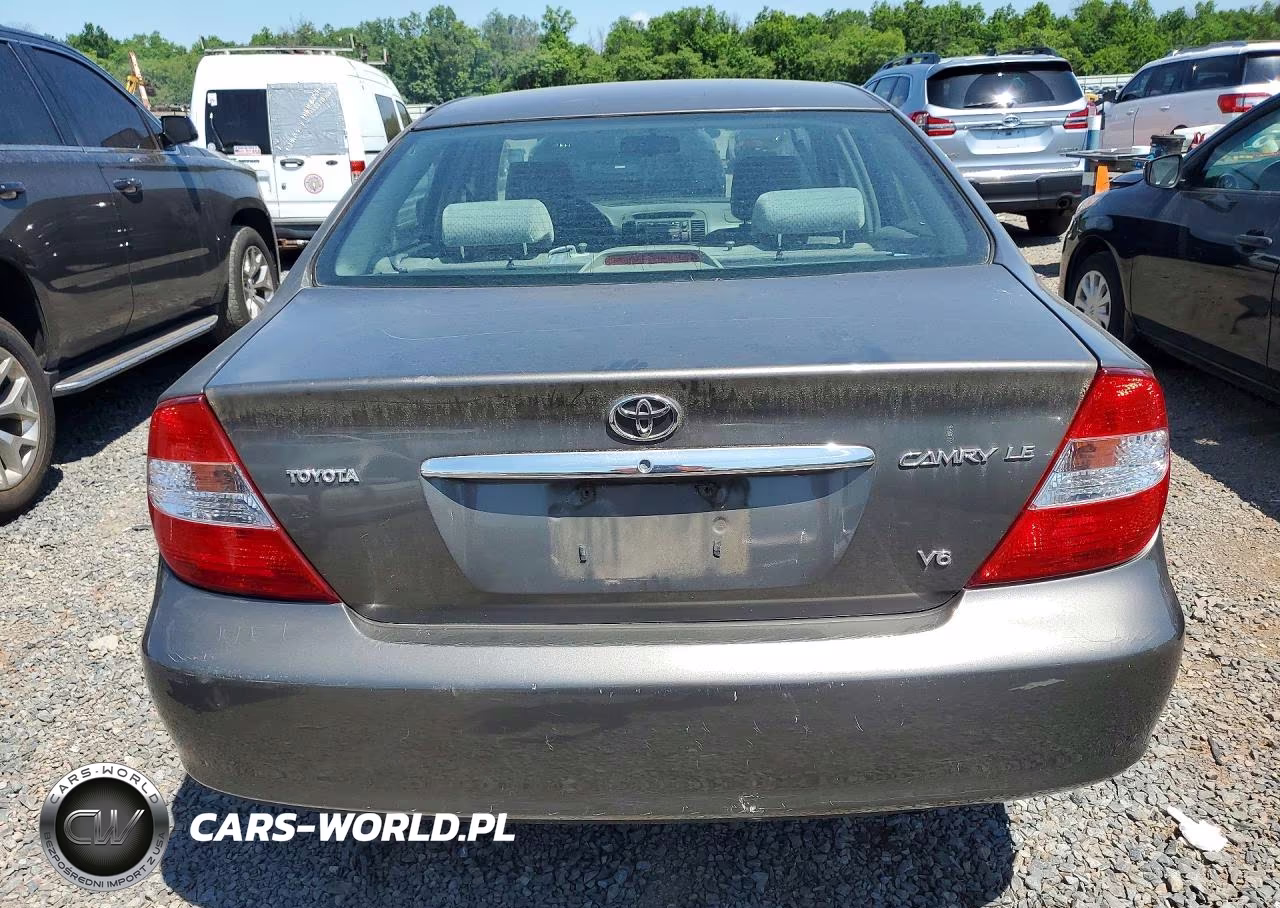 2002 Toyota Camry Le V6 VIN:4T1BF32KX2U519376 - 6