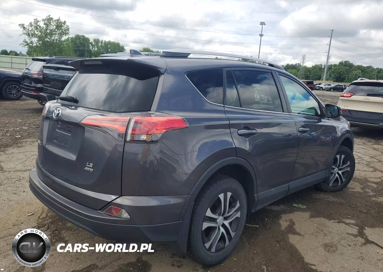 2016 Toyota Rav4 Le VIN:2T3BFREV2GW529486 - 3