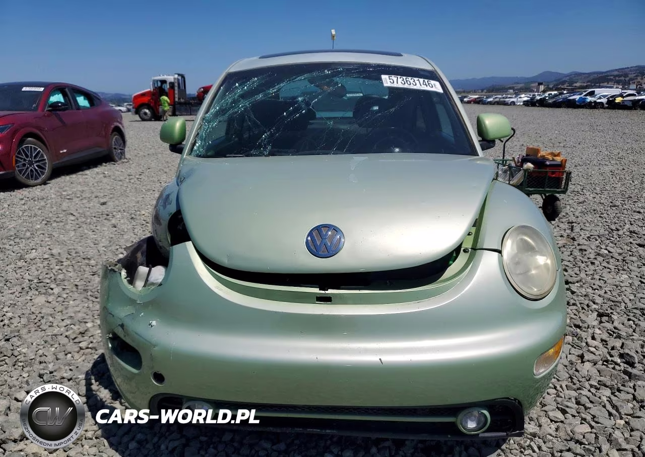 2000 Volkswagen New Beetle Gls VIN:3VWCC21C9YM446288 - 5
