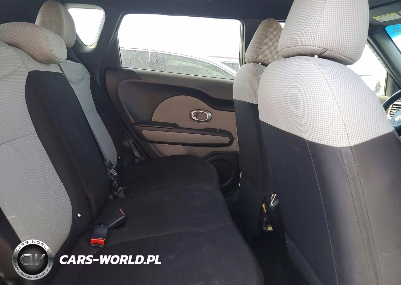 2018 Kia Soul Base VIN:KNDJN2A20J7622091 - 10