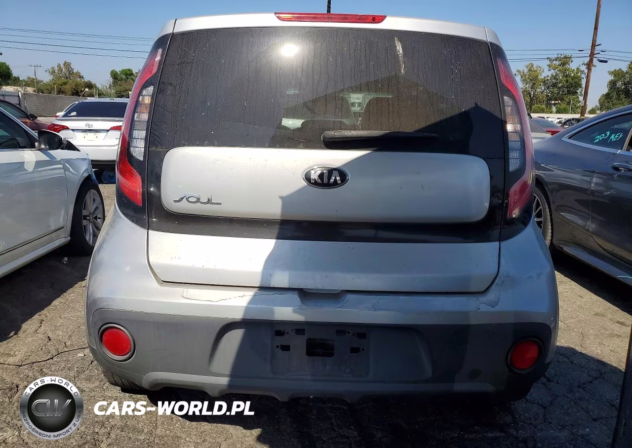2018 Kia Soul Base VIN:KNDJN2A20J7622091 - 6