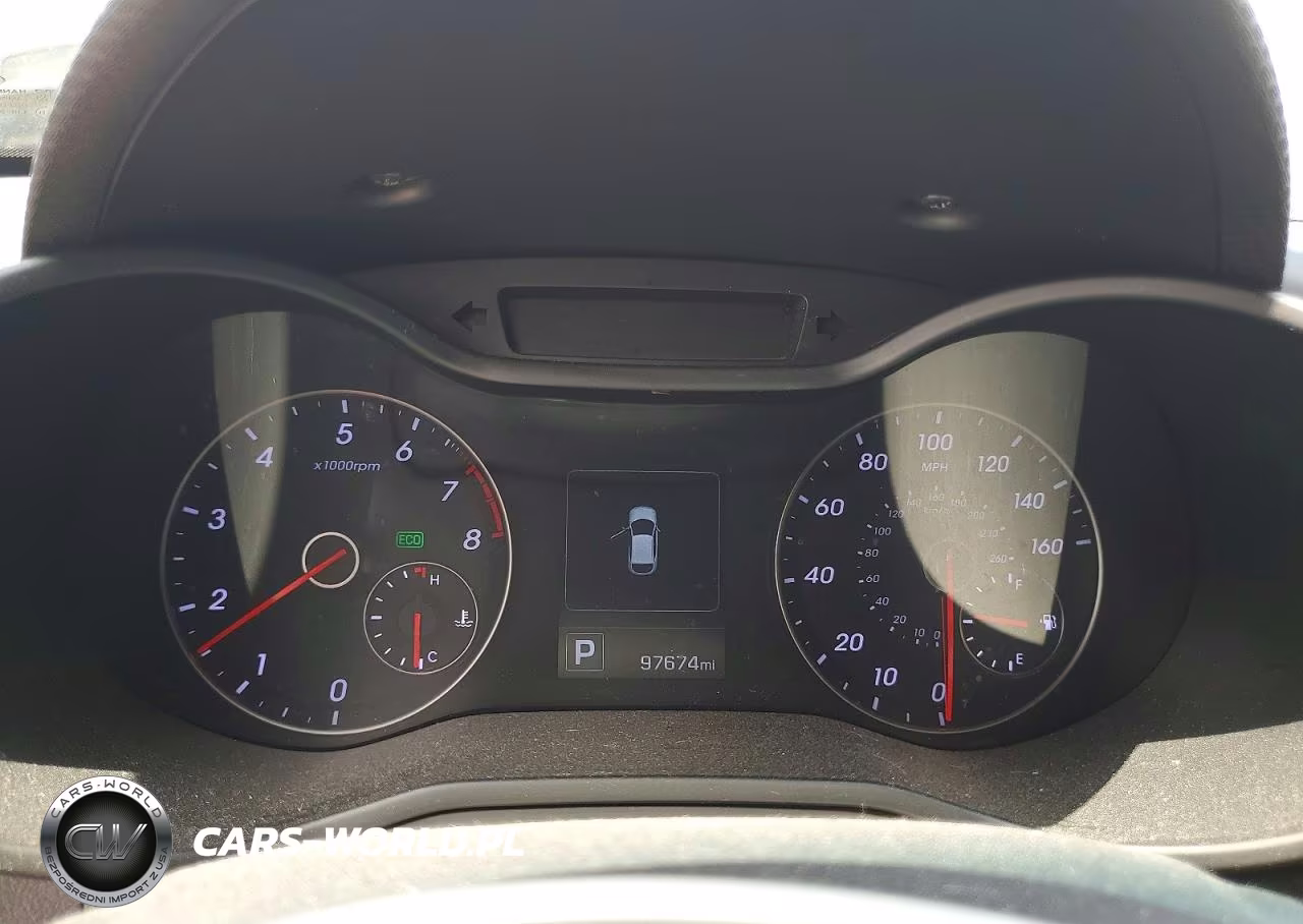 2016 Hyundai Veloster Turbo VIN:KMHTC6AE5GU263455 - 9