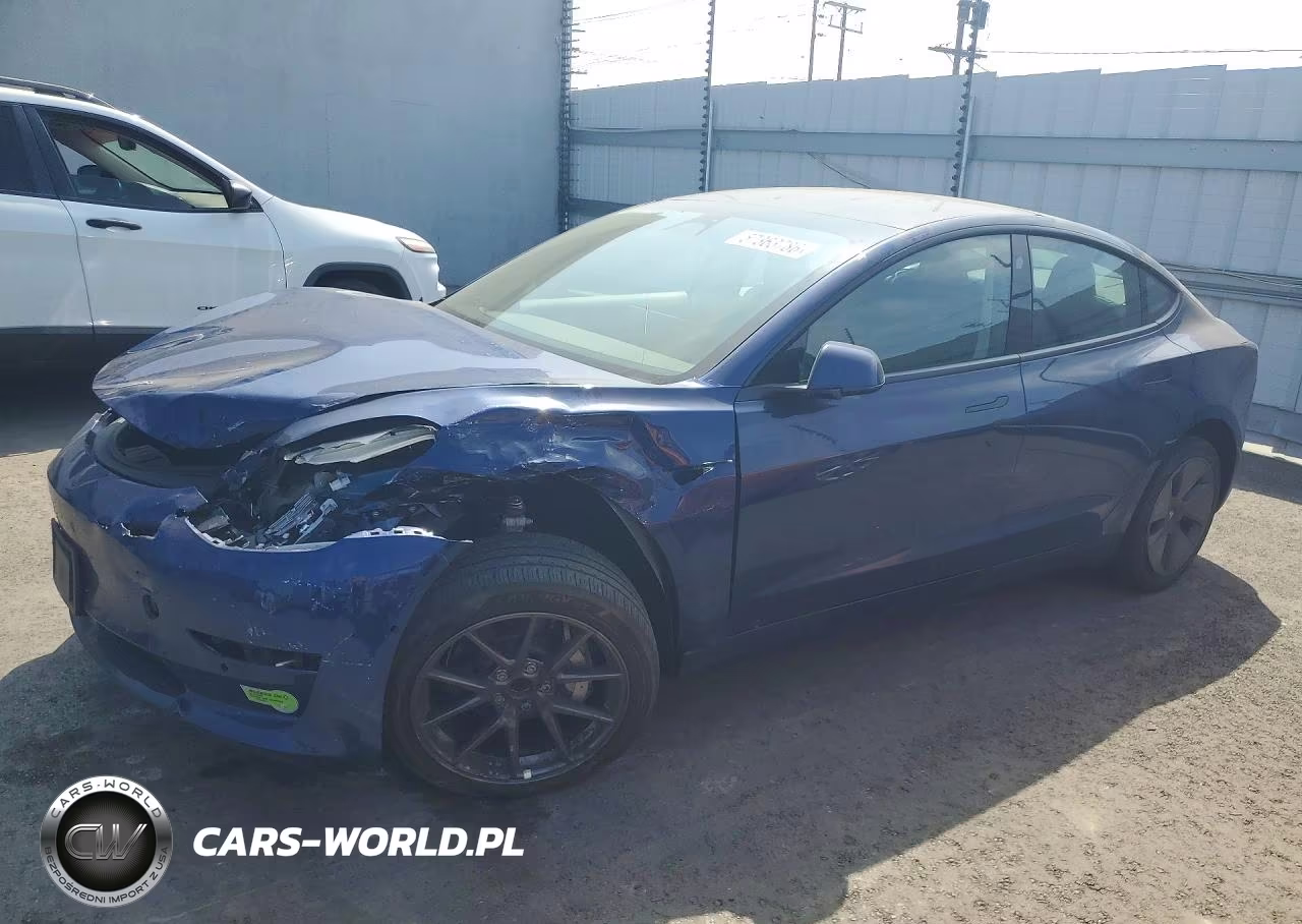 2022 Tesla Model 3 – zdjęcie 1 z 12
