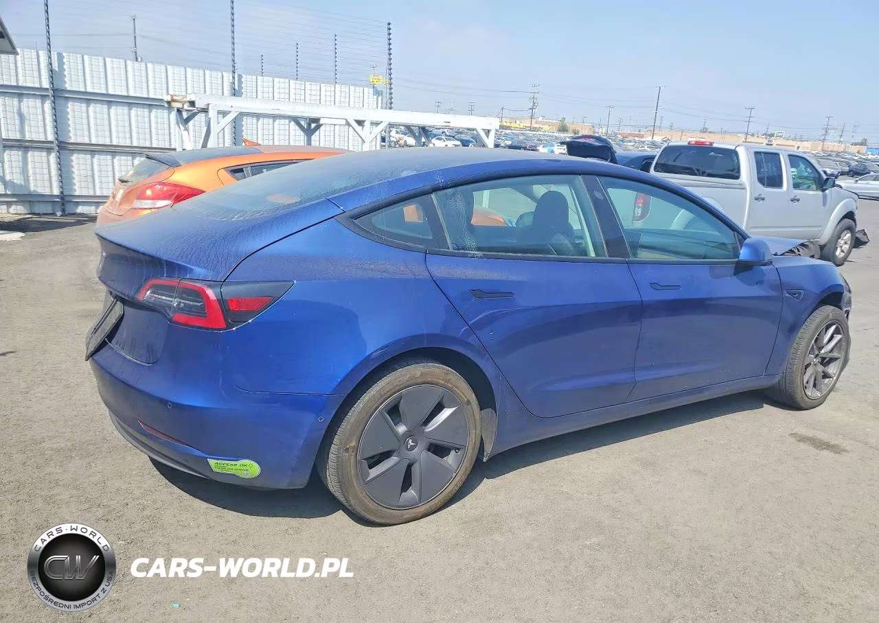 2022 Tesla Model 3 VIN:5YJ3E1EA2NF294922 - 3