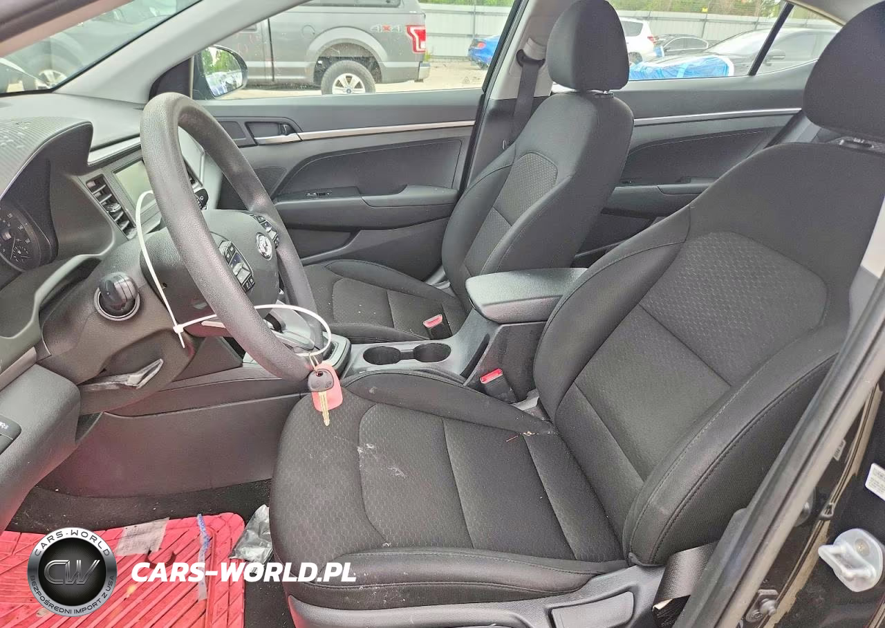 2019 Hyundai Elantra Se VIN:5NPD74LF1KH468099 - 7
