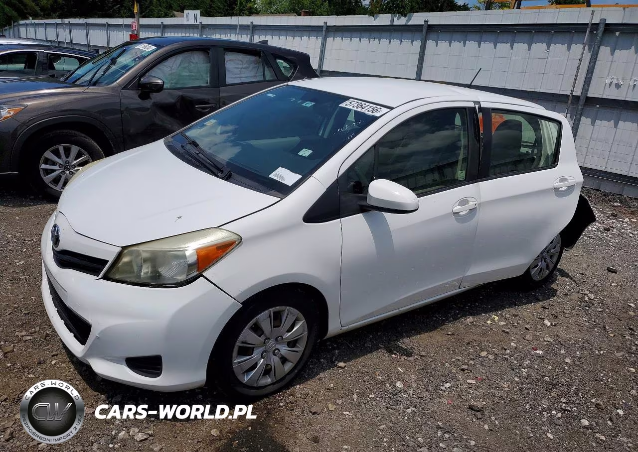 2013 Toyota Yaris 5-Door L