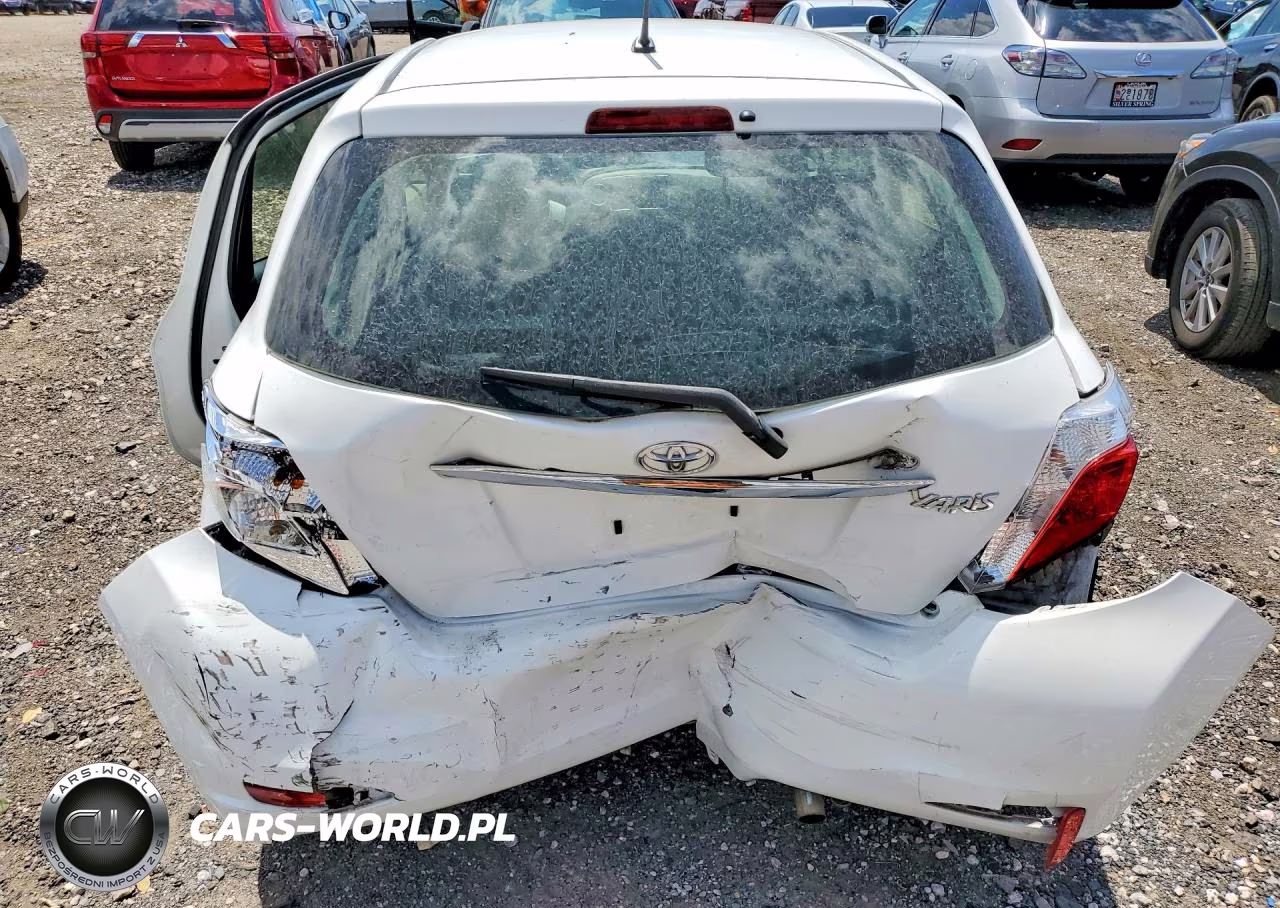 2013 Toyota Yaris 5-Door L VIN:JTDKTUD34DD546987 - 6