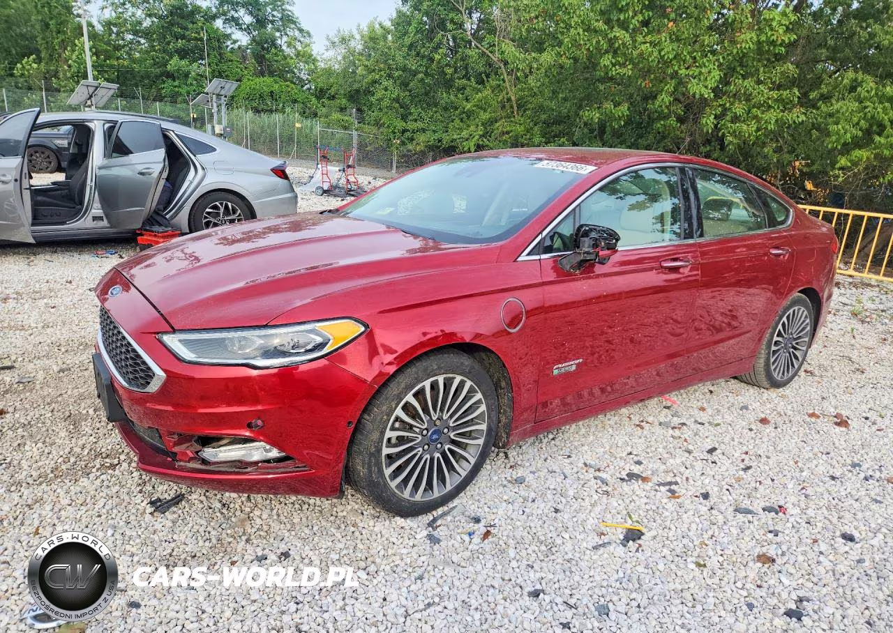 2017 Ford Fusion Titanium Phev – zdjęcie 1 z 12