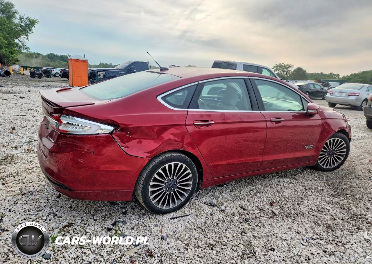 2017 Ford Fusion Titanium Phev VIN:3FA6P0SU9HR128244 - 3