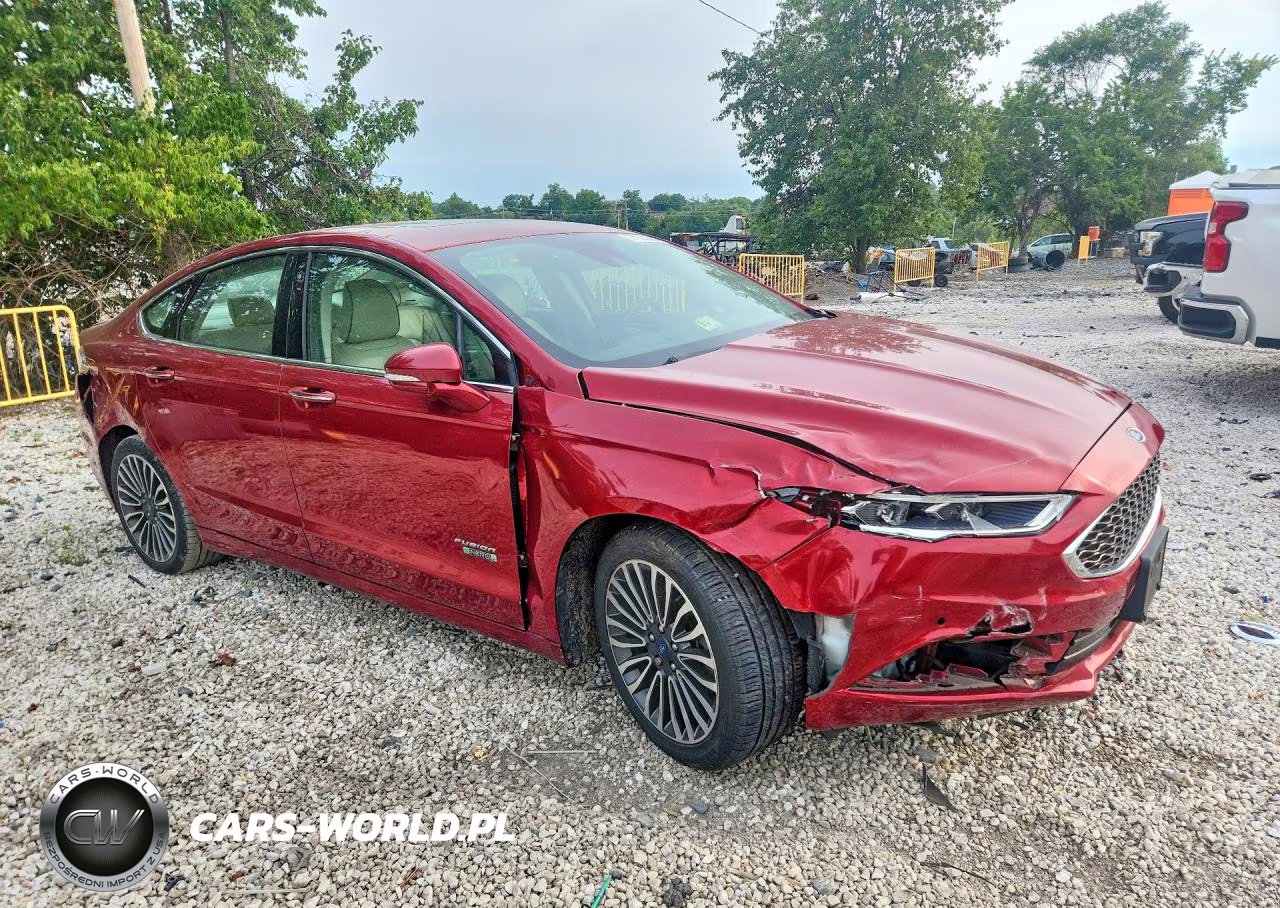 2017 Ford Fusion Titanium Phev VIN:3FA6P0SU9HR128244 - 4