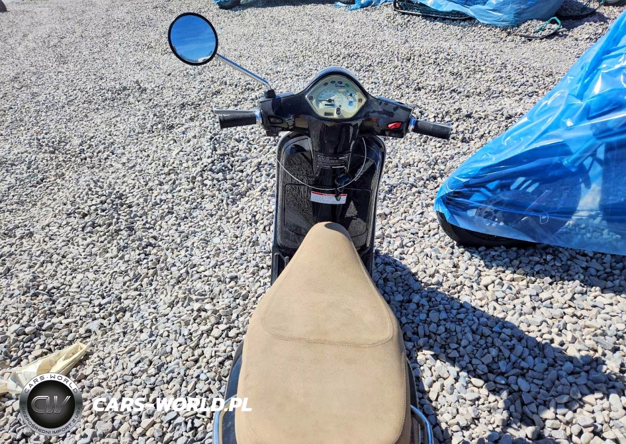 2013 Vespa Lx 150Ie VIN:ZAPM688F8D5003890 - 6