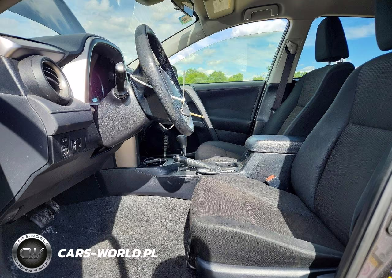 2018 Toyota Rav4 Le VIN:JTMZFREV3JJ185574 - 7