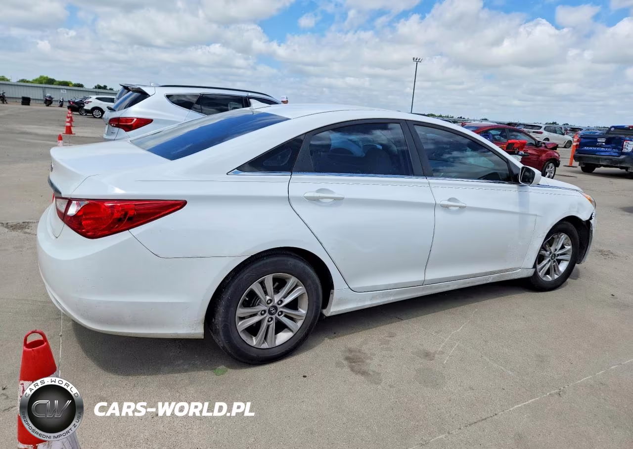 2013 Hyundai Sonata Gls VIN:5NPEB4AC6DH630436 - 3