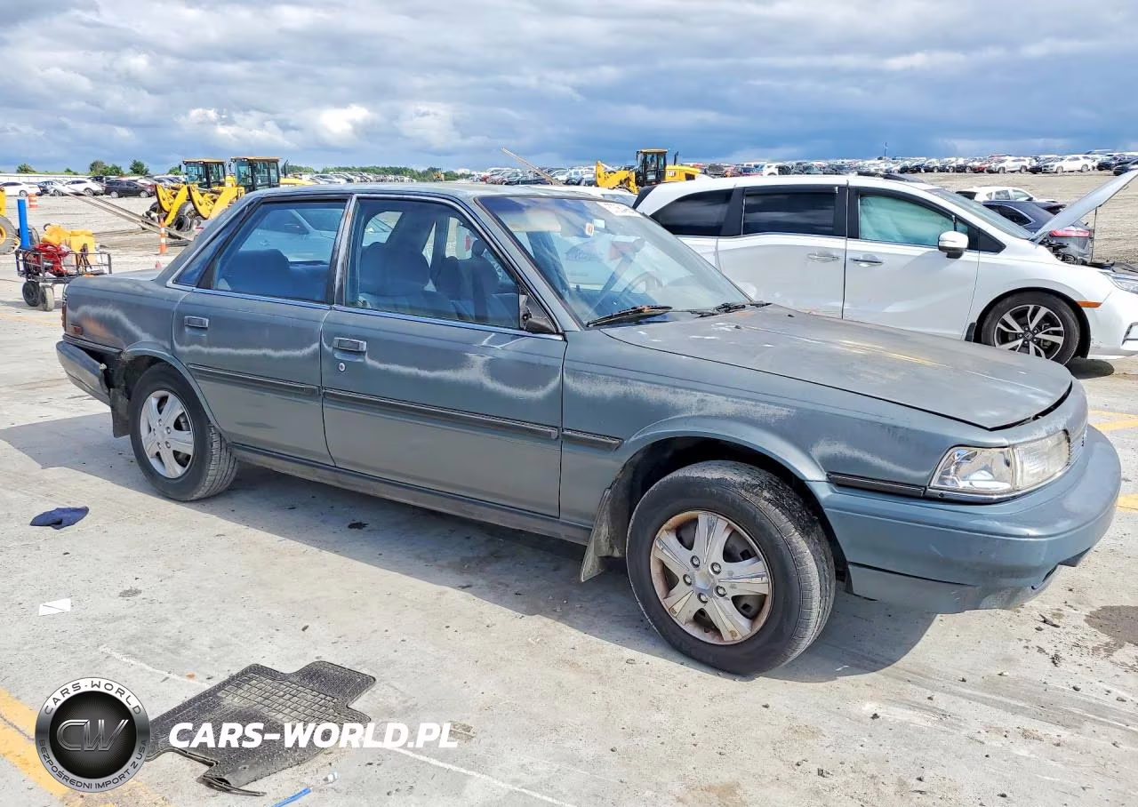 1991 Toyota Camry Dlx VIN:4T1SV21EXMU332733 - 4