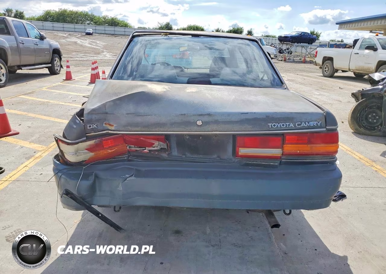 1991 Toyota Camry Dlx VIN:4T1SV21EXMU332733 - 6