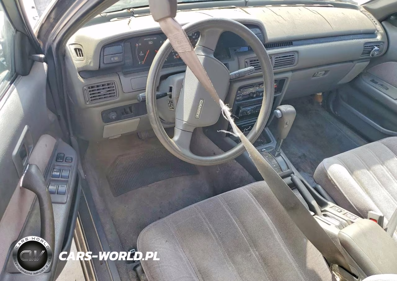 1991 Toyota Camry Dlx VIN:4T1SV21EXMU332733 - 8