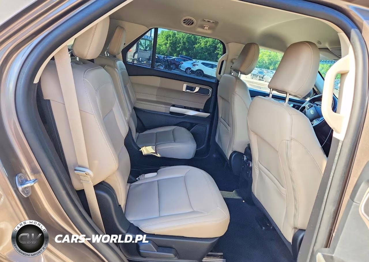 2021 Ford Explorer Xlt VIN:1FMSK8DH6MGB93930 - 11