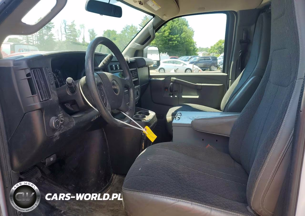 2019 GMC Savana G2500 VIN:1GTW7AFG0K1337961 - 7