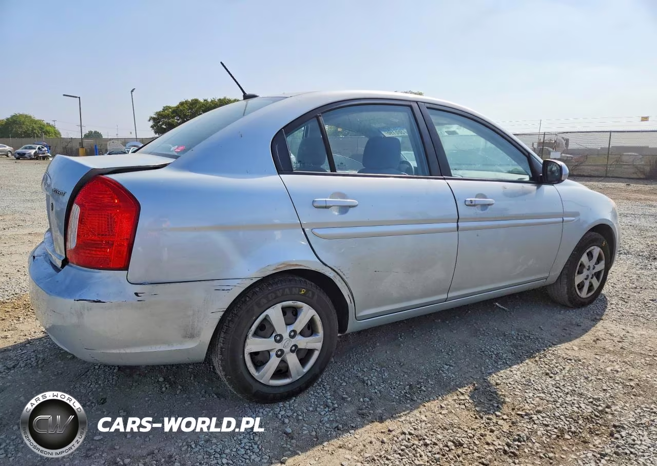 2010 Hyundai Accent Gls VIN:KMHCN4AC8AU454940 - 3