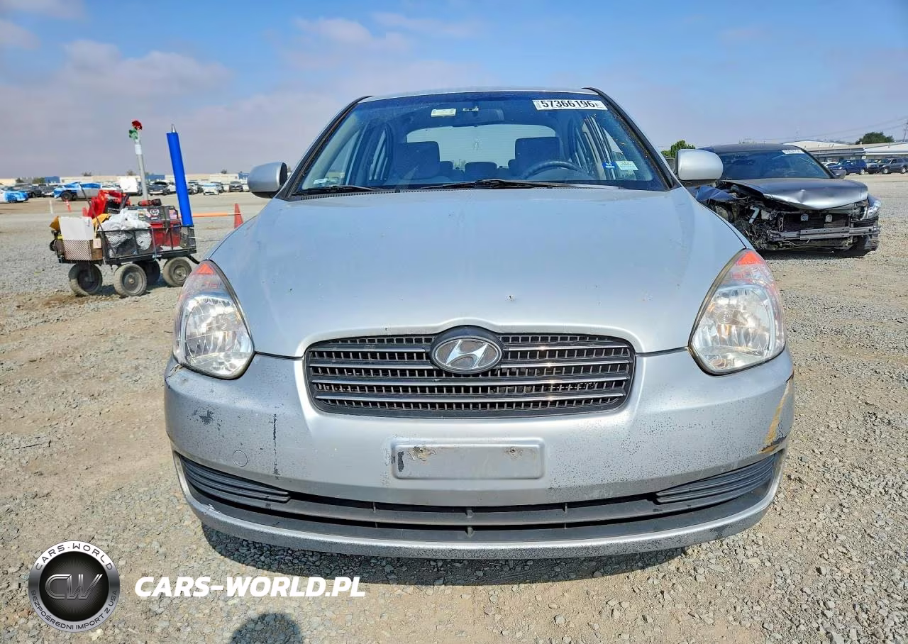 2010 Hyundai Accent Gls VIN:KMHCN4AC8AU454940 - 5
