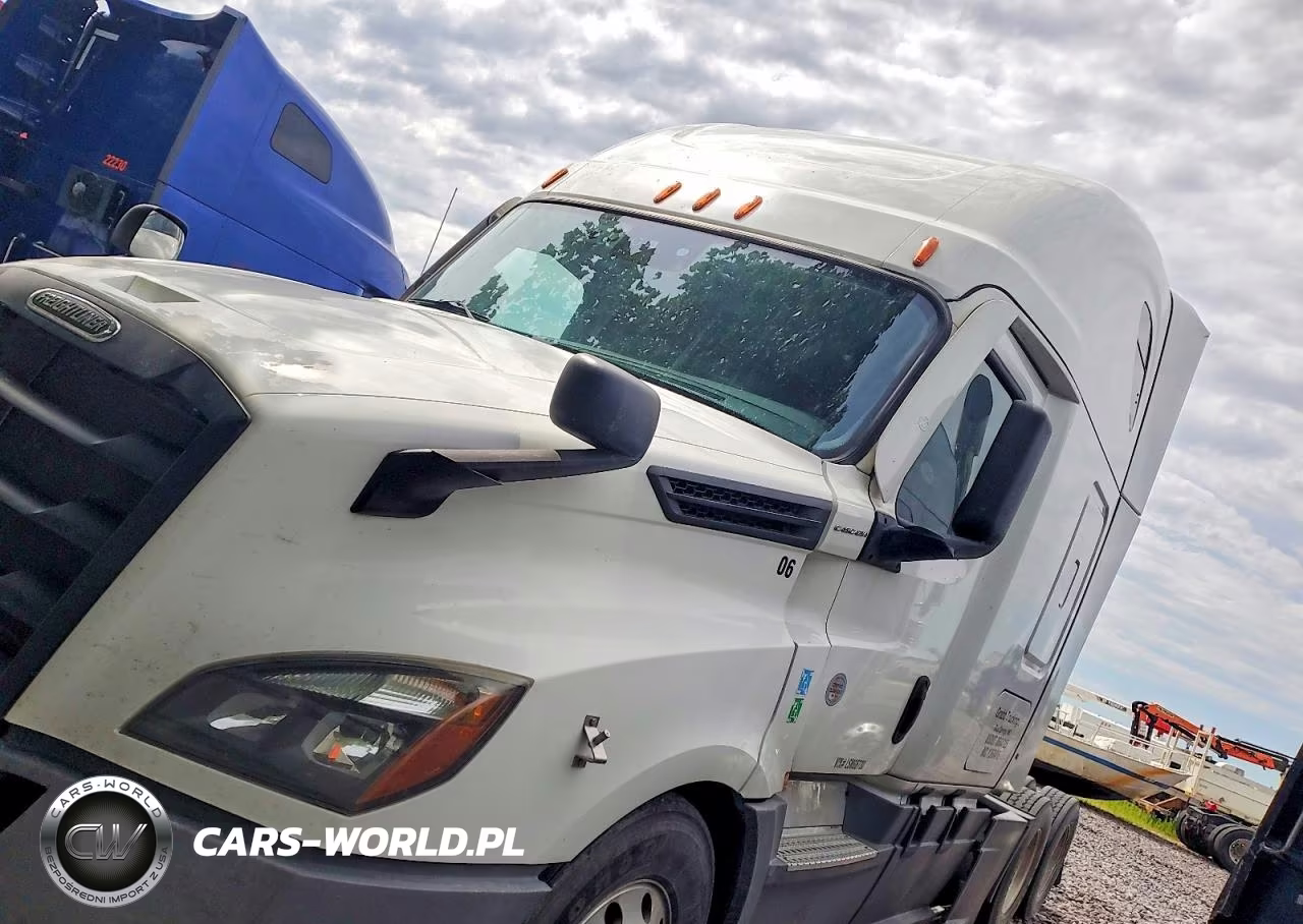 2020 Freightliner Cascadia 126 Semi Truck VIN:3AKJHHDR8LSMG6730 - 2