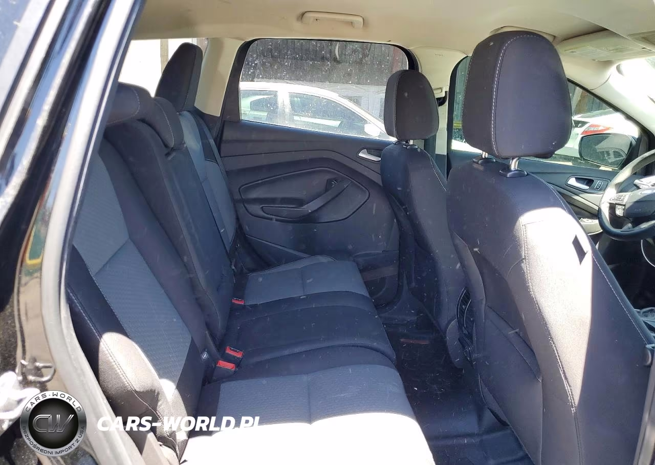 2017 Ford Escape Se VIN:1FMCU9GD1HUC03798 - 10