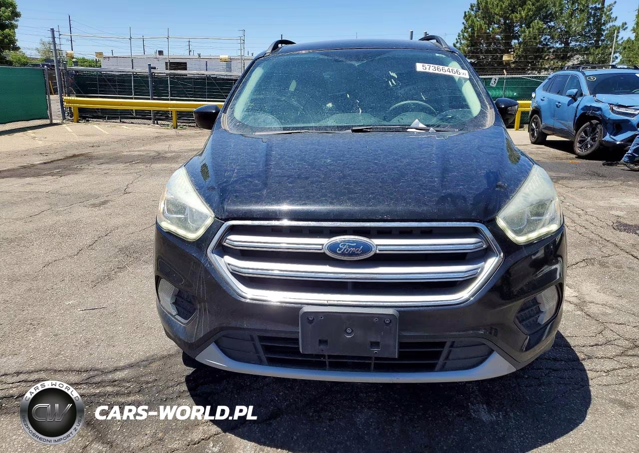 2017 Ford Escape Se VIN:1FMCU9GD1HUC03798 - 5