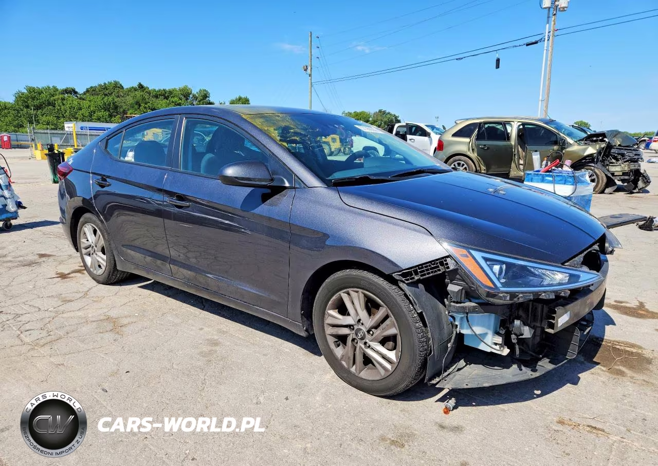 2020 Hyundai Elantra Value Edition VIN:5NPD84LF4LH618124 - 4