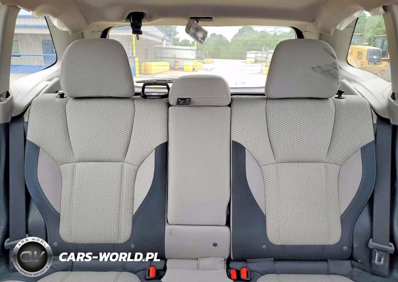 2021 Subaru Forester Premium VIN:JF2SKAJC1MH408226 - 10