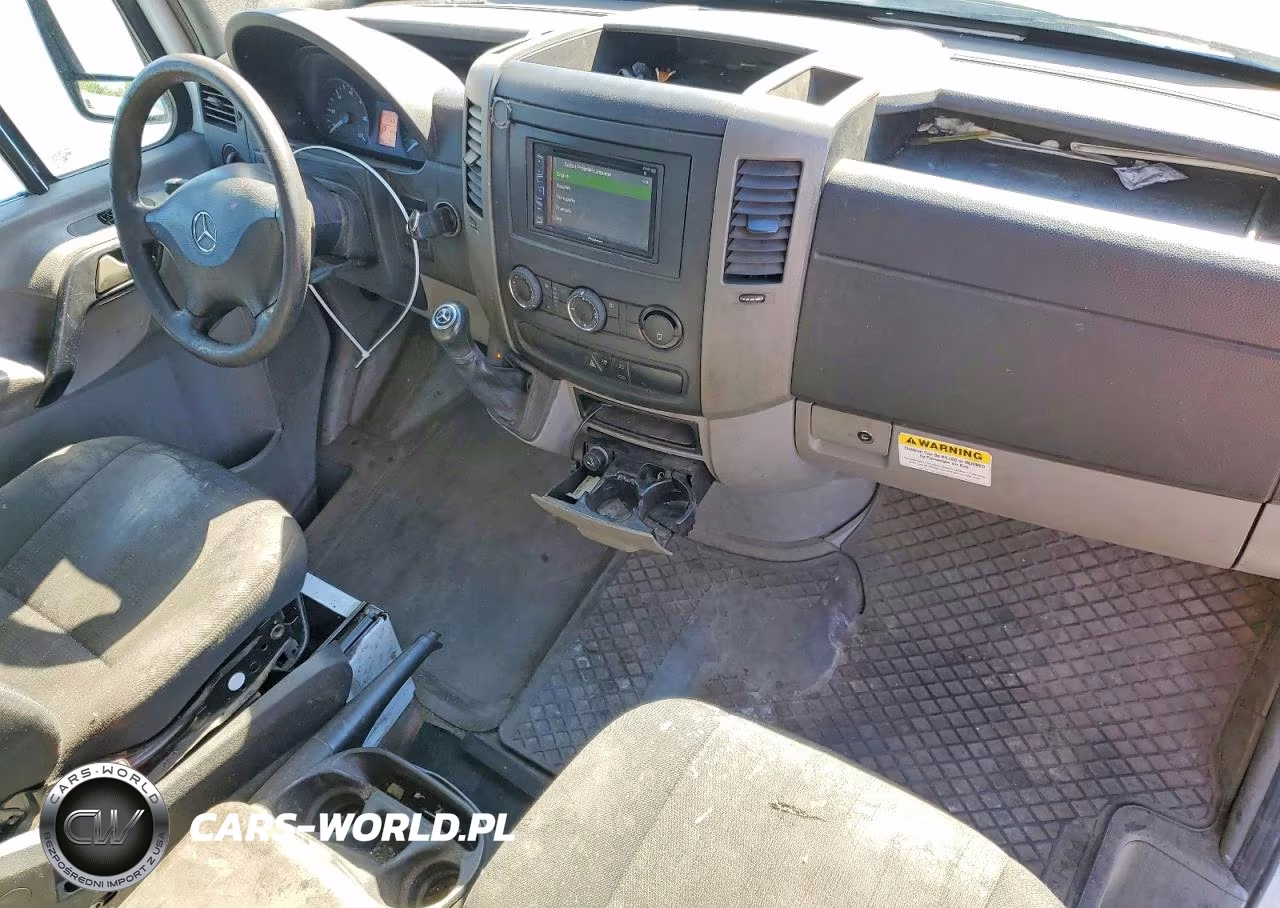 2017 Mercedes-Benz Sprinter 2500 VIN:WD3PE7CD1HP501564 - 8