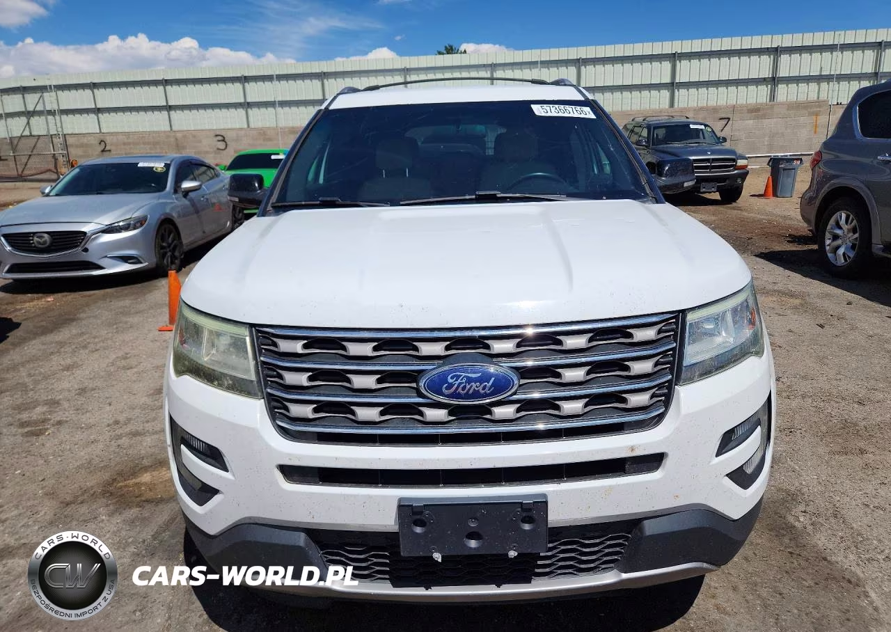 2017 Ford Explorer Xlt VIN:1FM5K7D83HGB31544 - 5