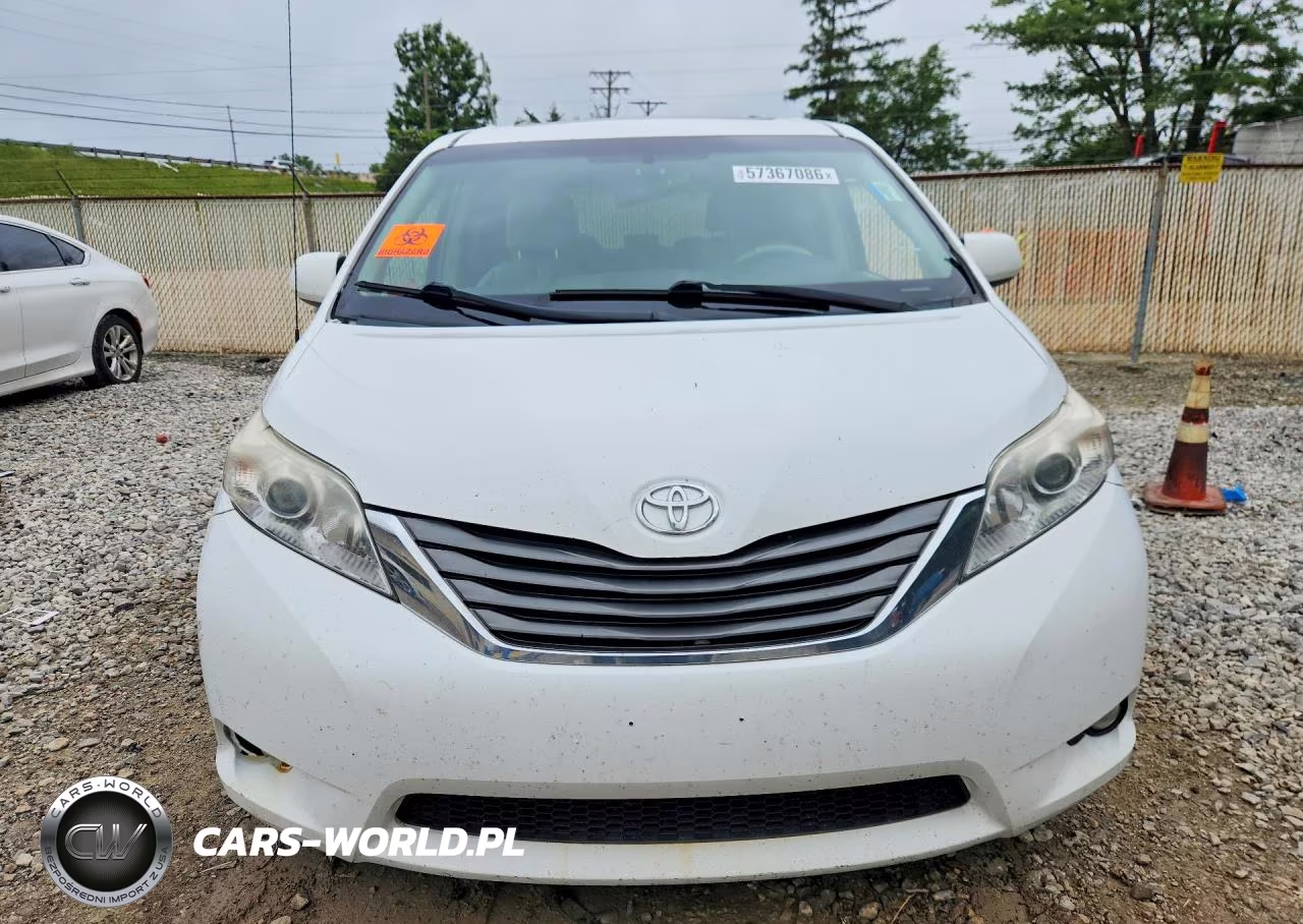 2013 Toyota Sienna Xle 8-Passenger VIN:5TDYK3DC2DS382540 - 5