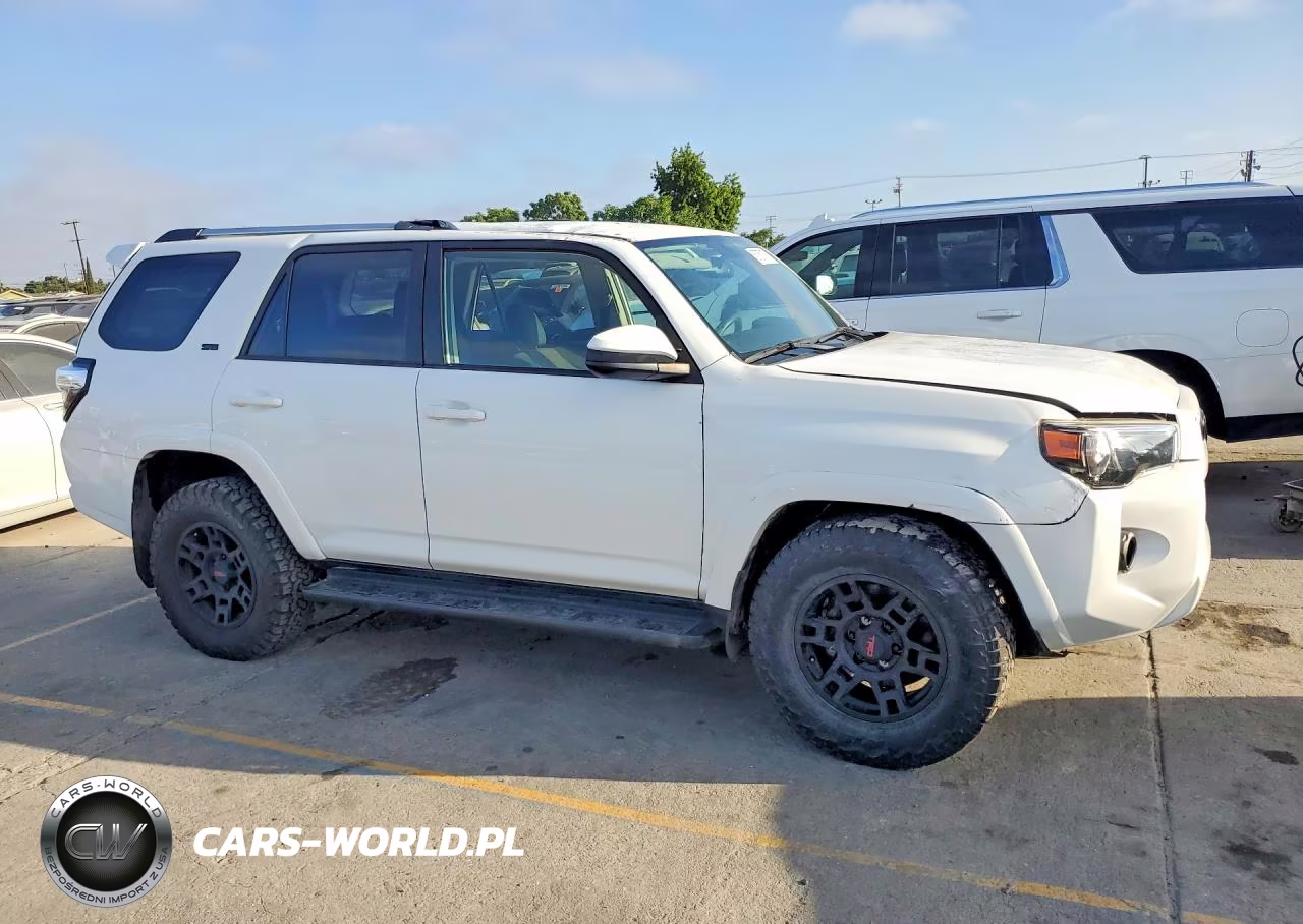 2023 Toyota 4Runner Sr5 VIN:JTEEU5JR1P5291900 - 4