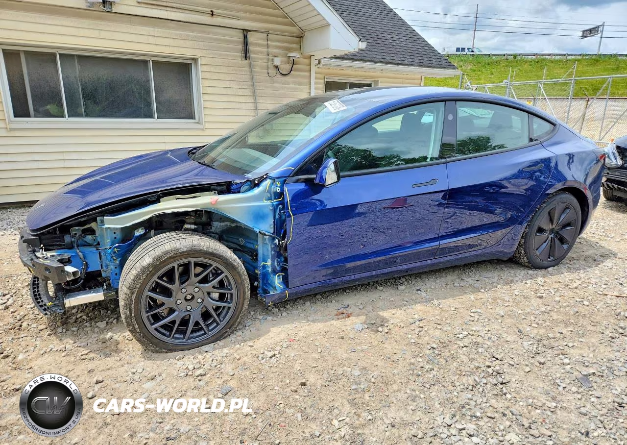 2025 Tesla Model 3 Awd W-Long R – zdjęcie 1 z 13