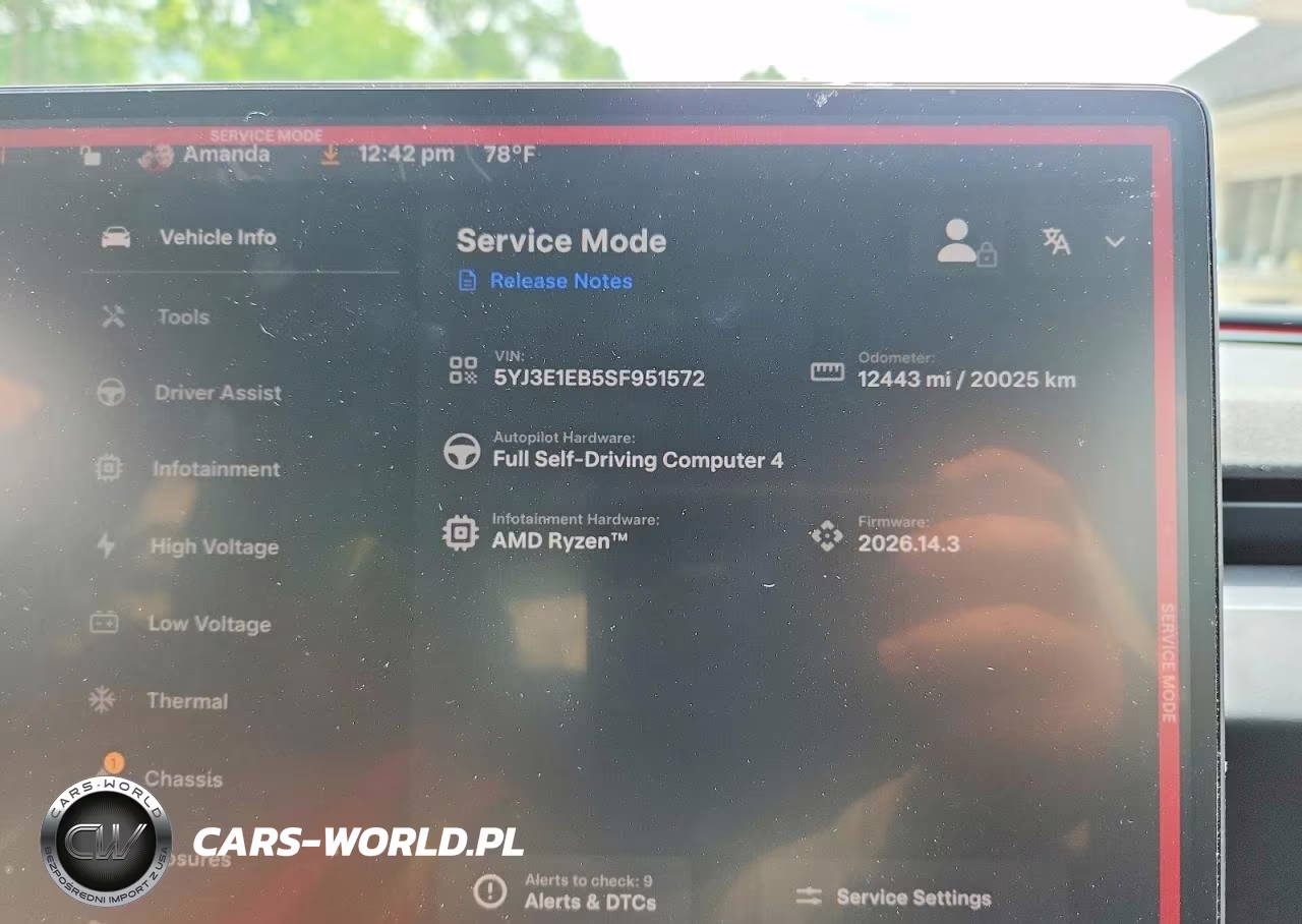 2025 Tesla Model 3 Awd W-Long R VIN:5YJ3E1EB5SF951572 - 9