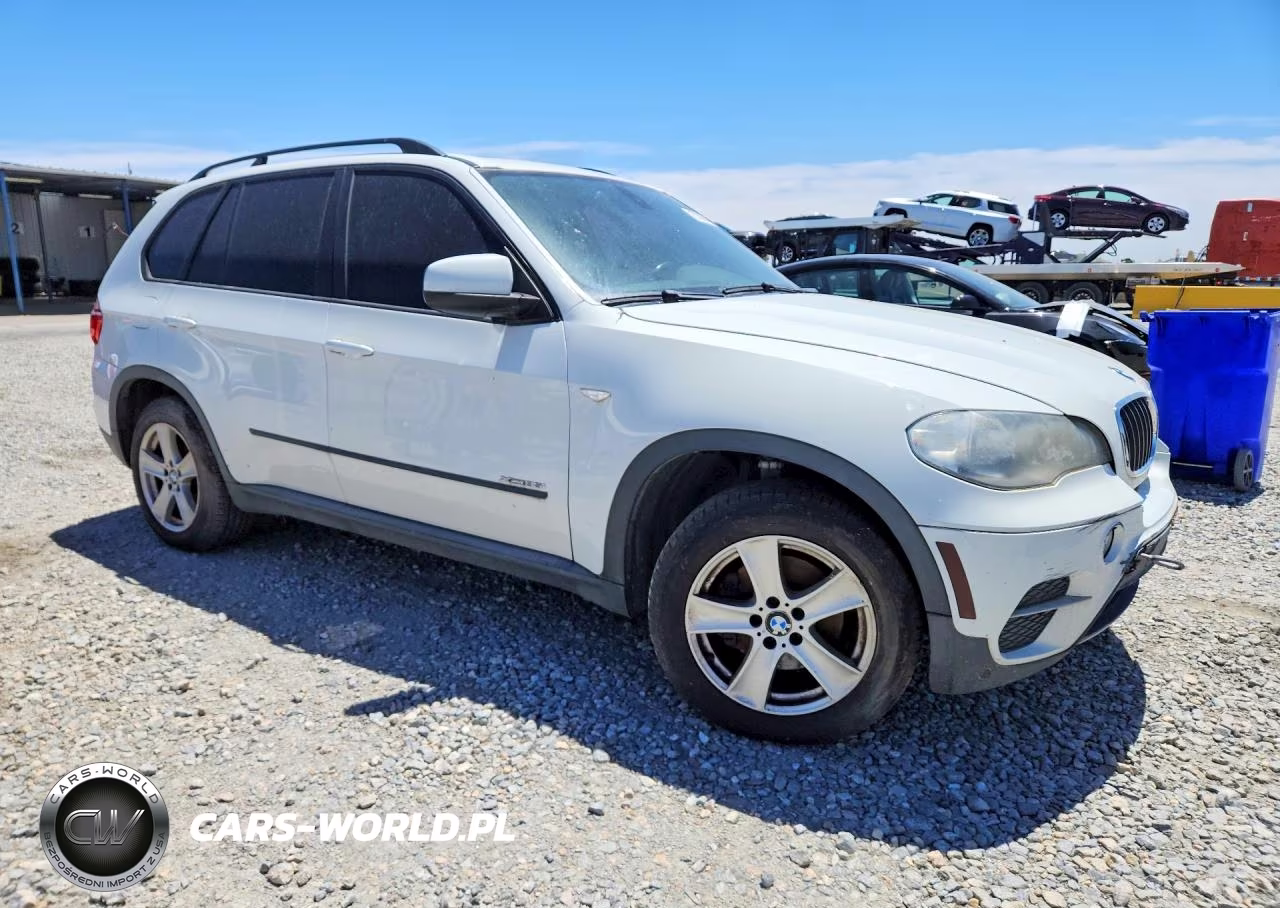 2012 BMW X5 xDrive35I VIN:5UXZV4C51CL987412 - 4