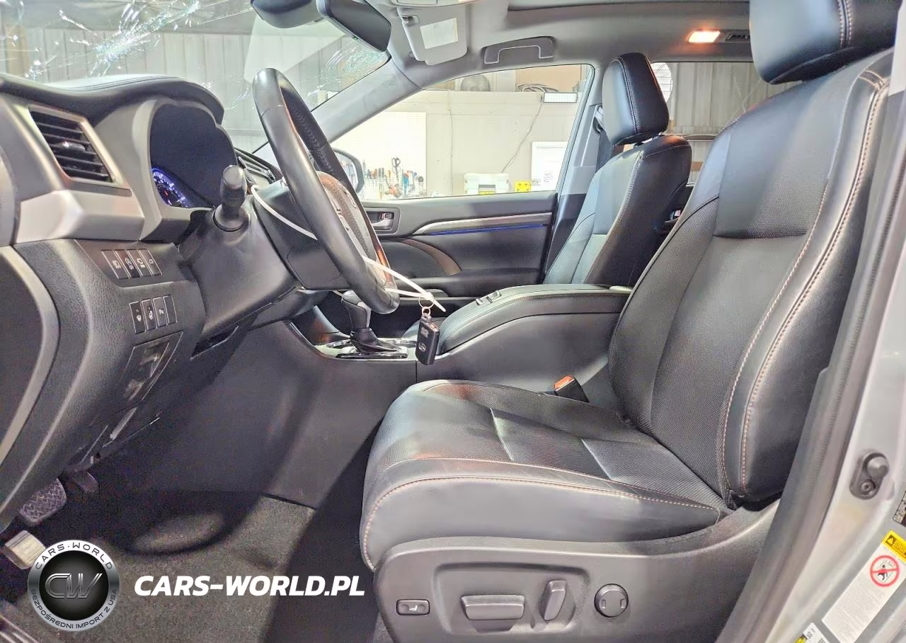 2019 Toyota Highlander Limited Platinum VIN:5TDDZRFH7KS737494 - 7