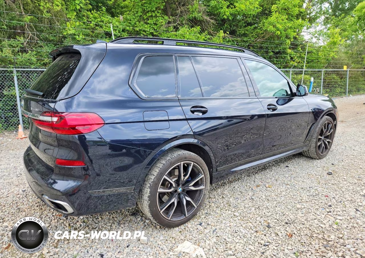 2019 BMW X7 xDrive50I VIN:5UXCX4C54KLS38165 - 3